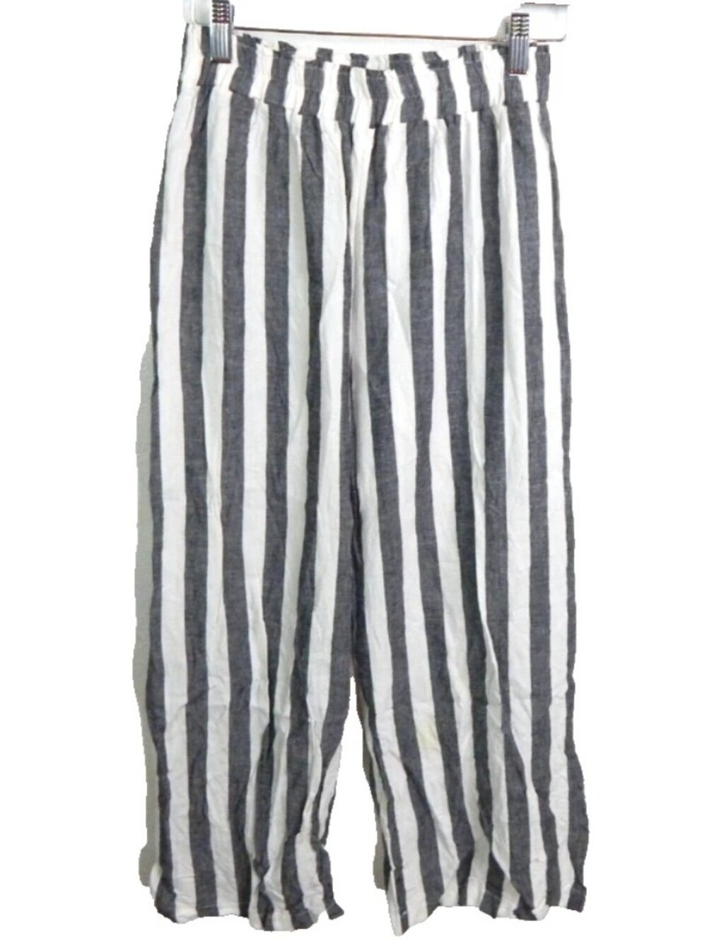 Subdued High Rise Wide Leg Crop Pants